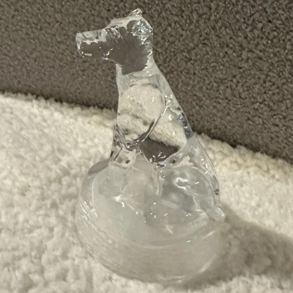 Clear Glass Dog Figurine - labrador